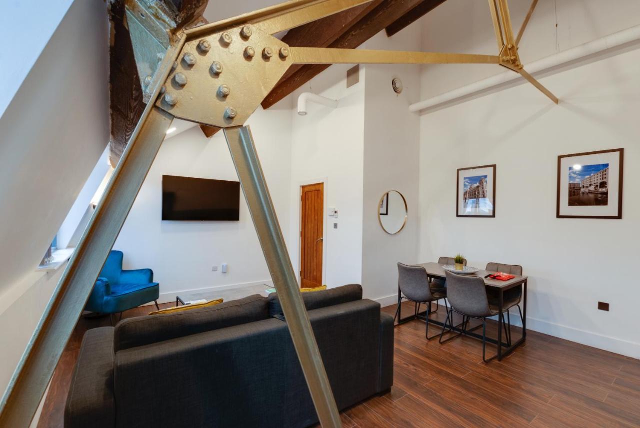 Mathew Street City Centre Apartments By Happy Days Liverpool Exterior photo
